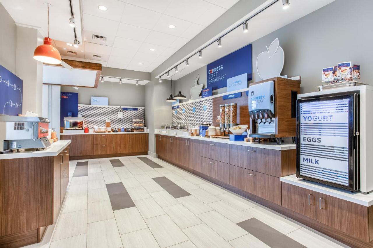 Holiday Inn Express & Suites - Ottawa By Ihg Kültér fotó